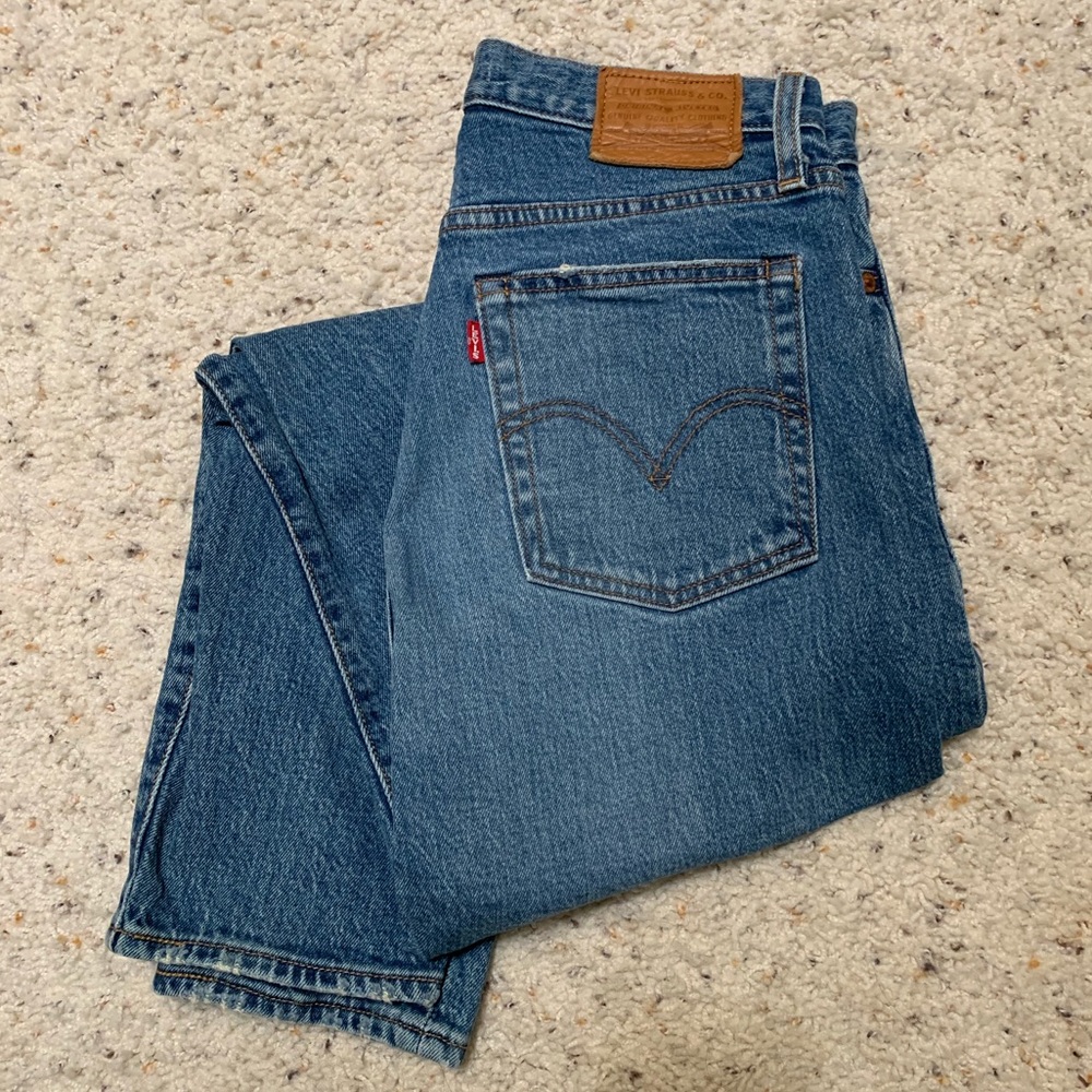 Levi’s Wedgie Icon Fit in These Dreams